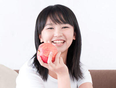 美味しくものを食べられる歯になります