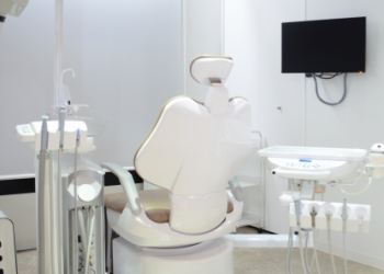 【深江駅徒歩1分】土曜診療に対応する総合歯科の神田歯科医院