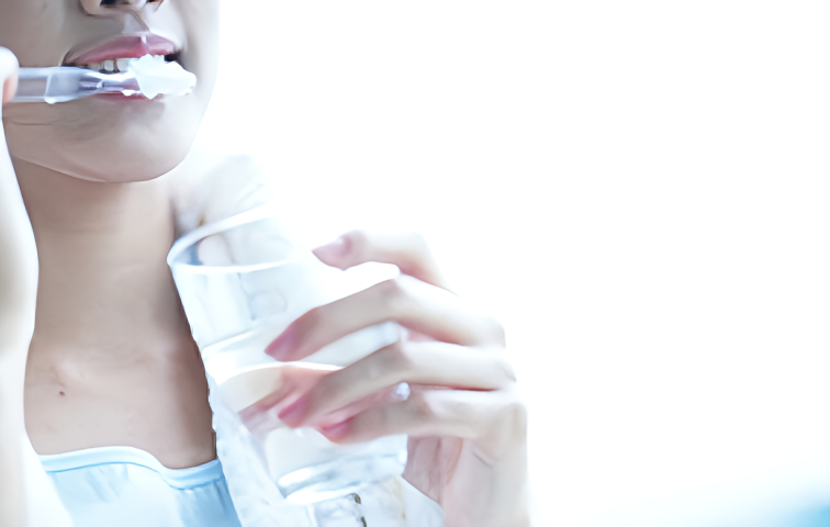 歯を削らずに輝く笑顔を