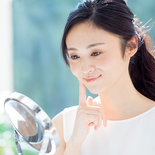 削らずに歯本来の自然な白さを引き出しています