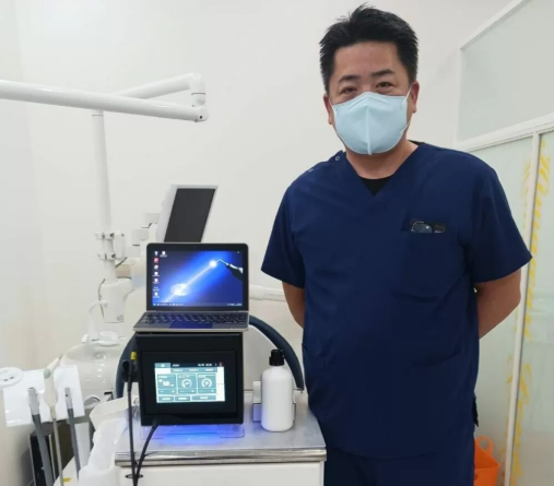 院長の雪下 健太郎