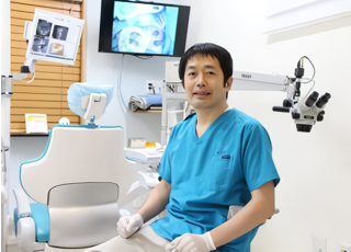 院長の新藤 健太郎