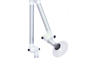 口腔外バキュームを導入し、清潔に治療を行っております