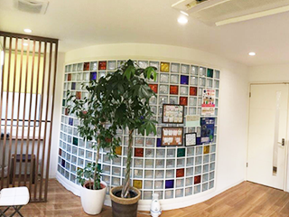 【長岡天神駅西口から徒歩5分】予防と入れ歯に注力する地域密着の加藤歯科医院