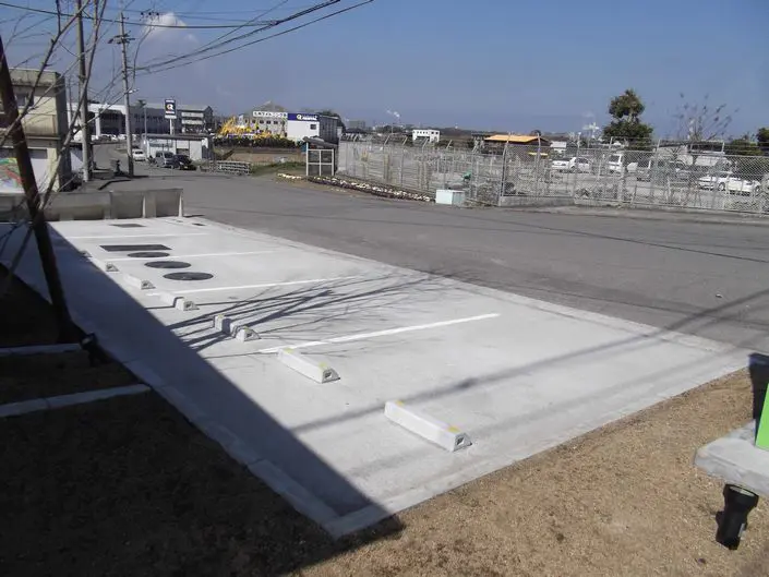【迫バス停 徒歩2分・駐車場完備】歯周内科治療を通じて全身の健康維持を支えるきむら歯科クリニック