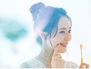 自然な白さで笑顔が変わる