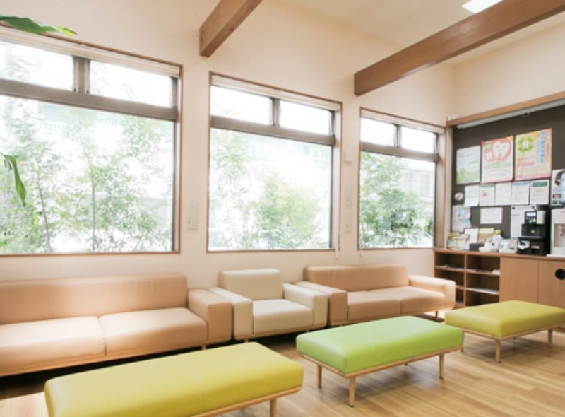 【駐車場完備・福音寺駅徒歩10分】束本歯科医院が目指す機能と美しさを両立する歯科医療