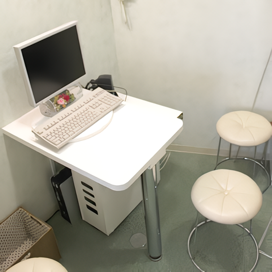 個室のカウンセリングルームをご用意しています