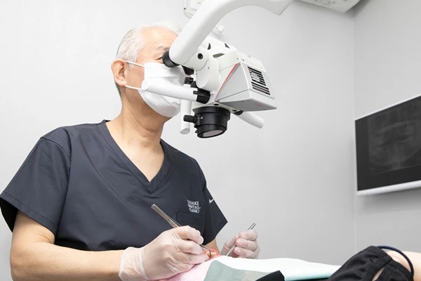 マイクロスコープを使用