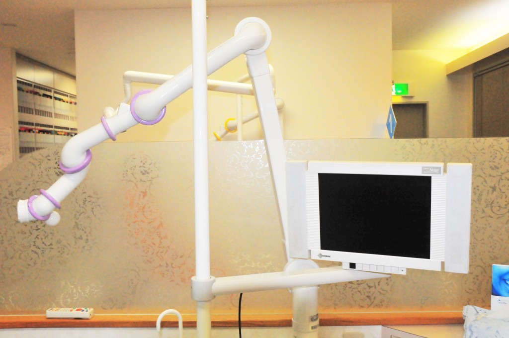 ご自宅や施設に訪問し、必要な治療や口腔ケアを丁寧に実施