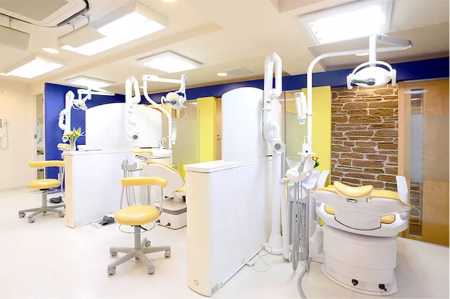 ①受付・待合室②診療室③診療個室