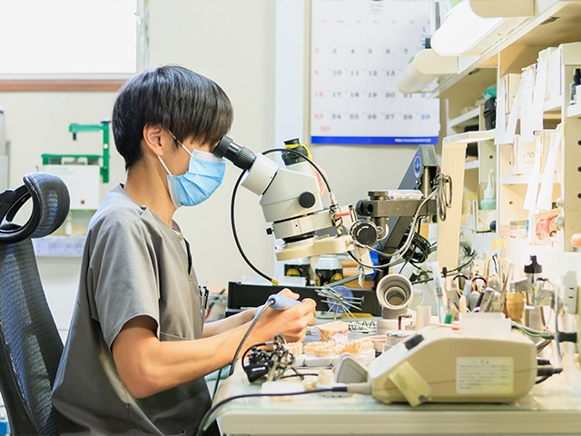 技工士が常駐して対応しています