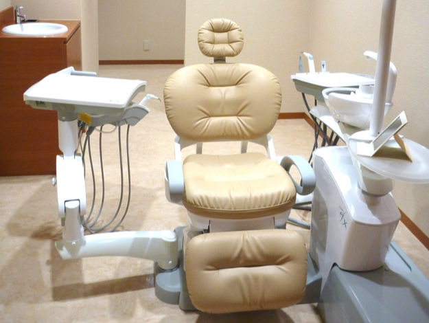 ①マイクロスコープ②診療室③カウンセリングルーム