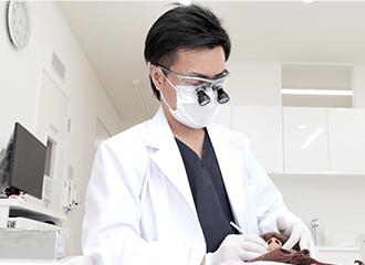 院長の朝井清人