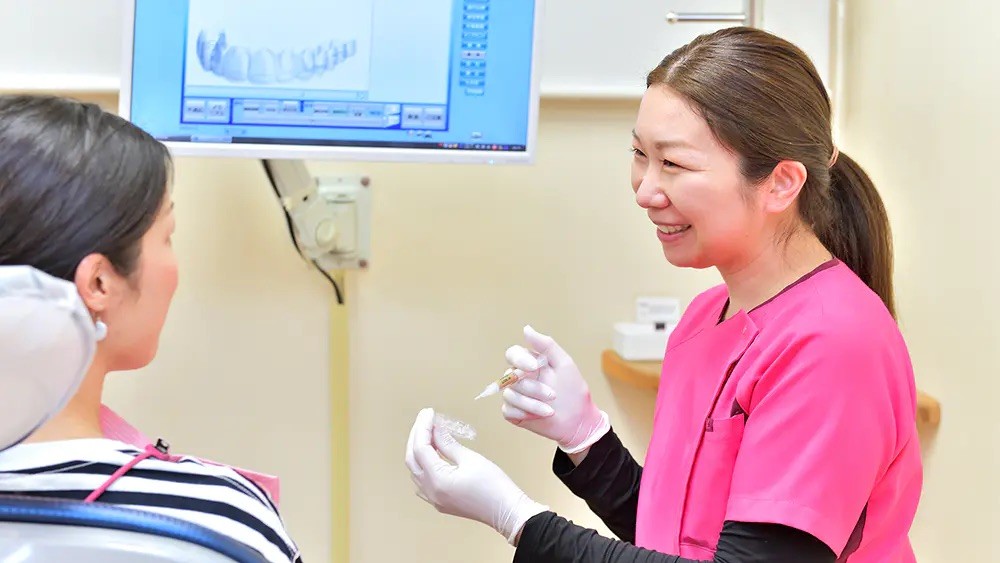 痛みの少ない国産のホワイトニング剤を使用