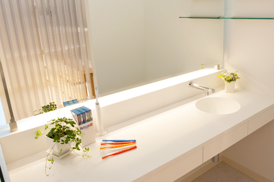 ①診療室②受付③化粧室