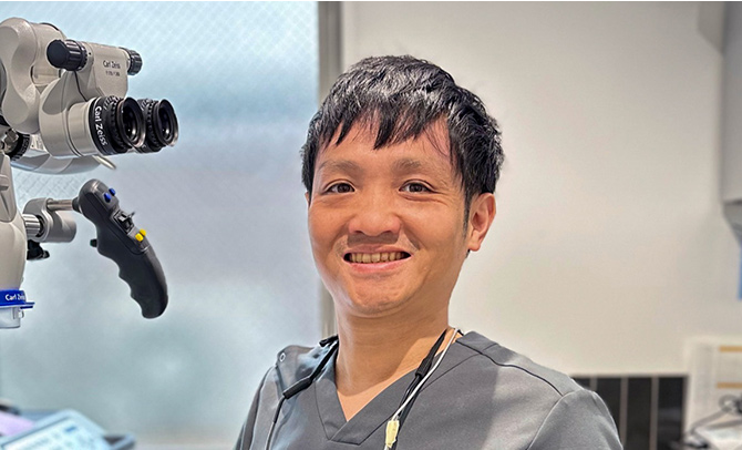 院長の岡本 典之