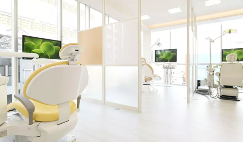 ①待合室②治療室