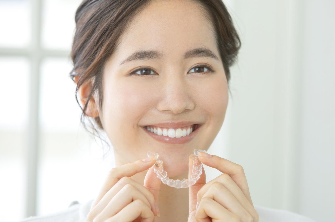 インビザラインによるマウスピース矯正を提供しています