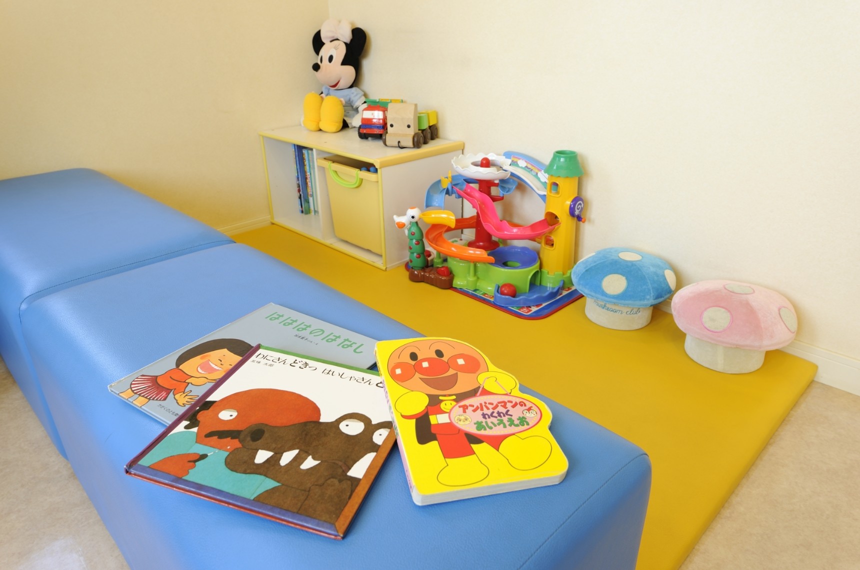 キッズスペースはお子様が楽しめるよう配慮されています