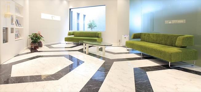 ①受付②待合室③開放感のある入院室