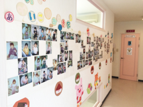 ①待合室　②院内　③キッズスペース