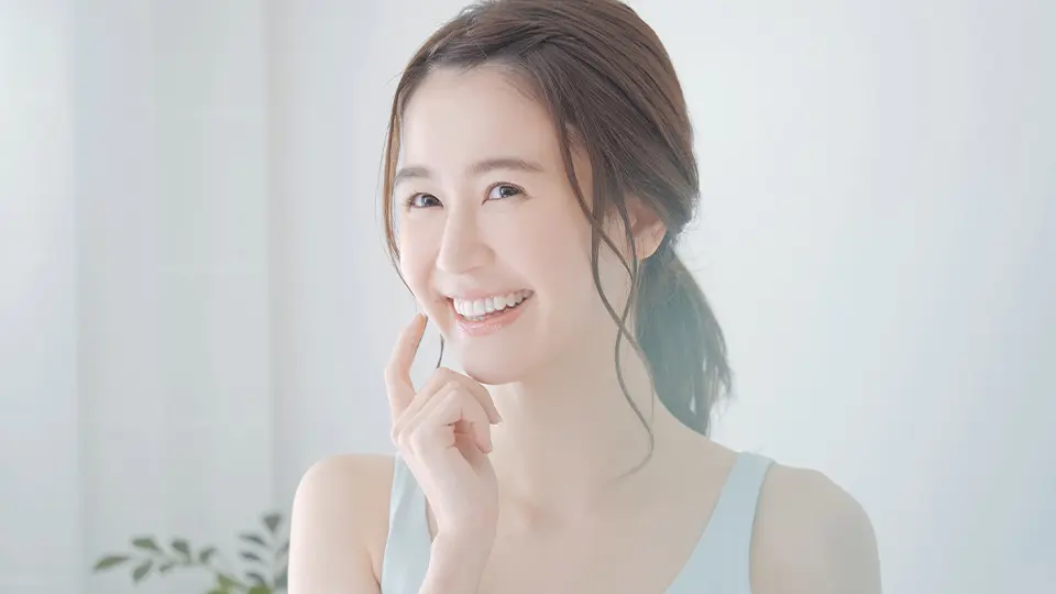 ①医院外観 ②診療風景 ③医院イメージ画像