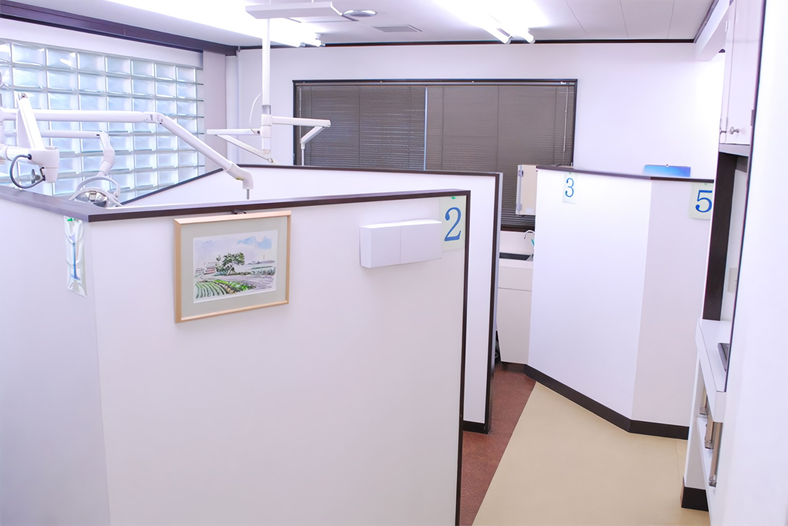 ユニットごとに分けられておりプライバシーを保護しています