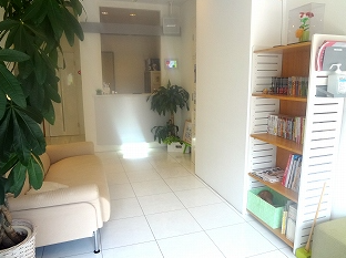 【JR南武線西府駅南口より徒歩１分】安心・安全な歯科治療を日々心がける西府デンタルクリニック