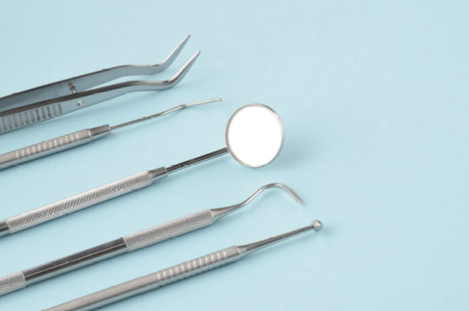 一般的な虫歯治療から高度な根管治療まで幅広く対応しています