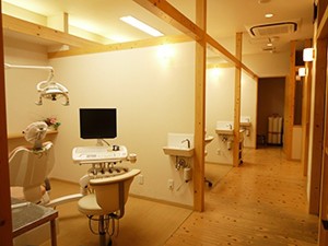 【高の原駅 徒歩15分・土日祝も診療】幅広い診療に対応する地域密着のすざく歯科