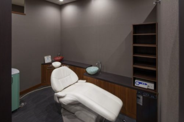 【有楽町駅・日比谷駅直結】【土日診療】最新のホワイトニング技術を施術するティースアート日比谷店