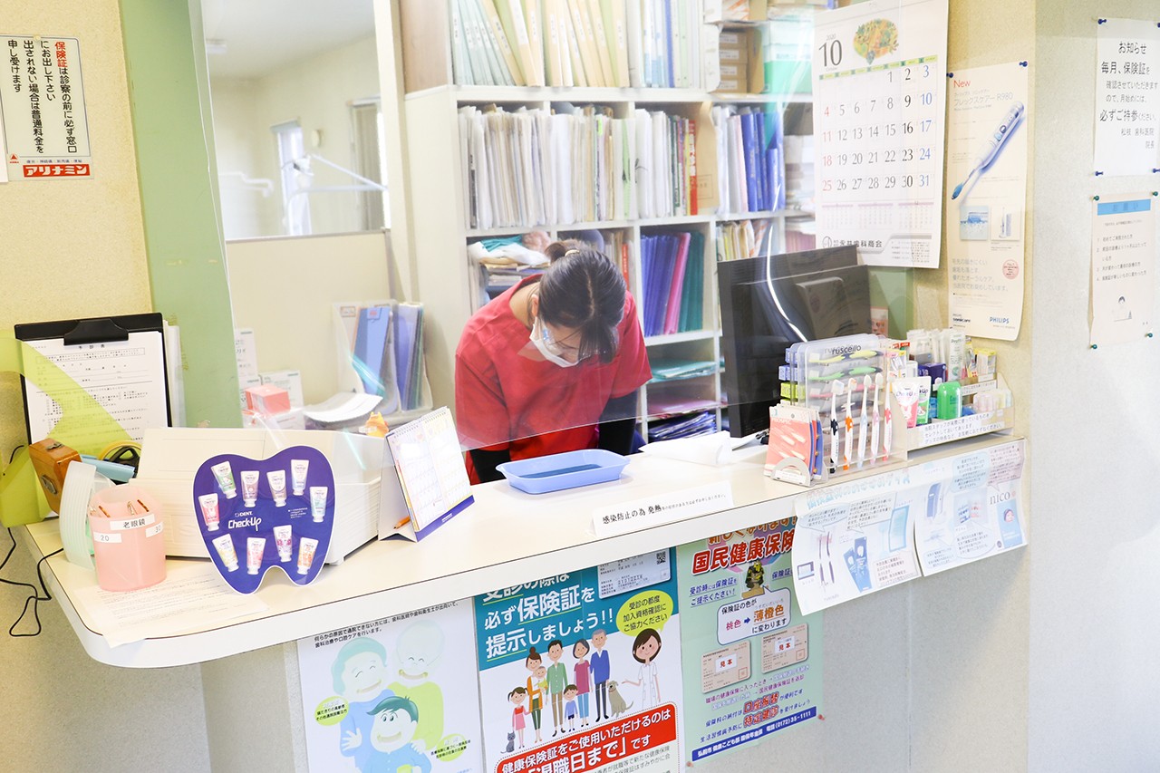 【中央弘前駅 徒歩12分・駐車場完備】幅広い世代に寄り添う地域密着型の松枝歯科医院
