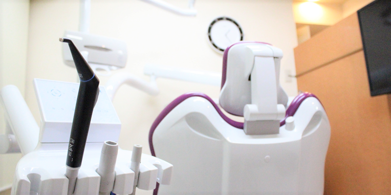 ①②診療風景 ③診療室