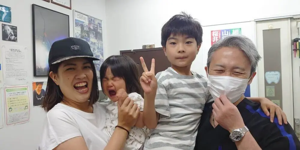 ①医院外観 ②③患者様と