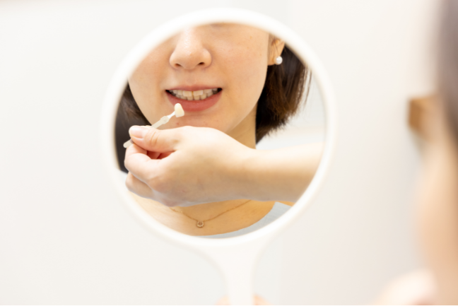 外部に依頼せず院内で製作できるため、コスト面も抑えられ、患者様に安心して高品質なセラミックを提供できます