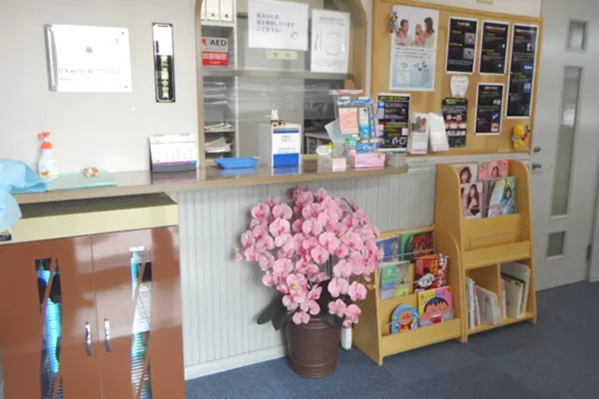 医院外観・受付・診療室