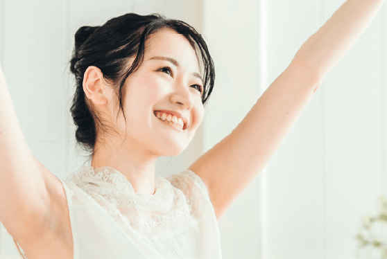 マウスピース型装置で審美性を保ちながら理想的な歯並びを獲得