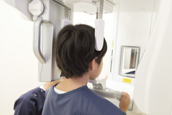 口腔外科に関する様々な症状に対応しています