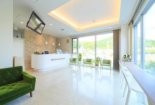 【キッズルーム完備・駐車場完備】森の木歯科口腔外科クリニックが提案する予防重視と精度にこだわる歯科医療