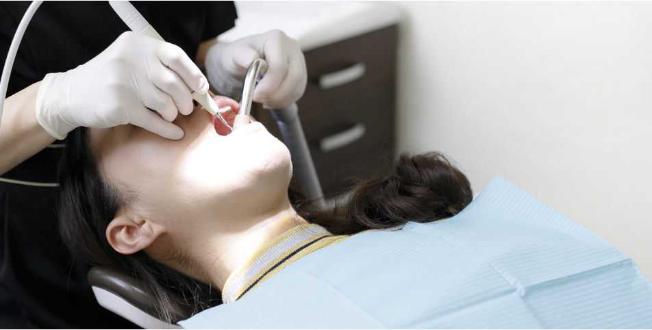 治療時の痛みをできるだけ抑えることを考慮し、さまざまな工夫を取り入れています