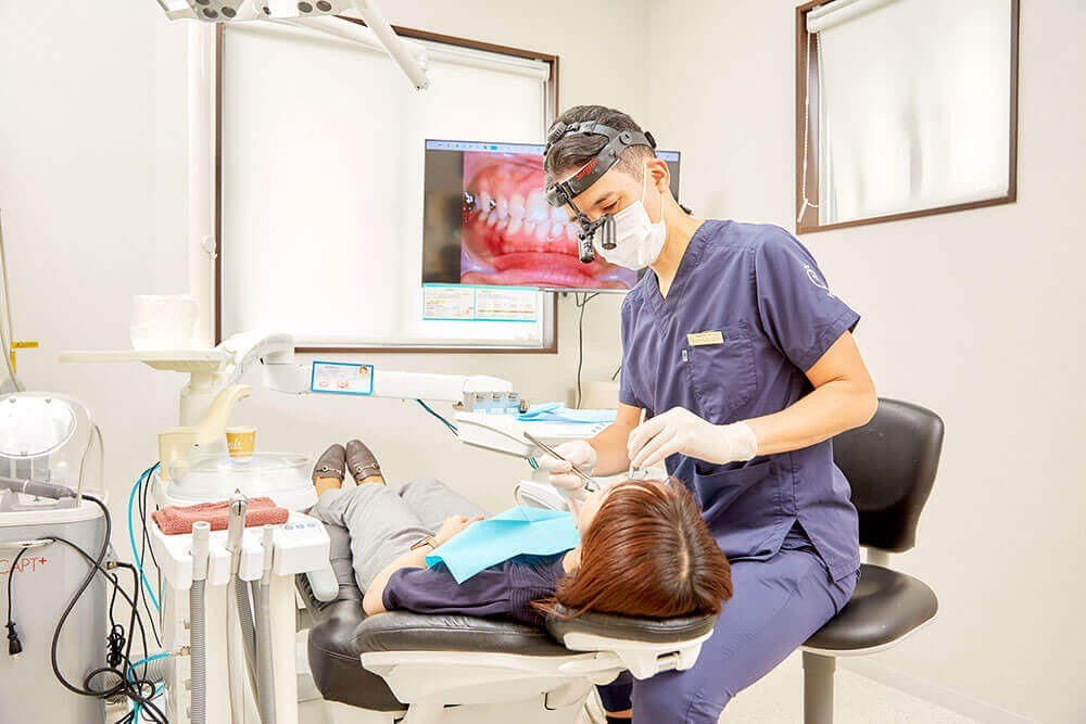 患者様一人ひとりに寄り添い、分かりやすい説明と十分な対話を重ねたうえで治療を進めることを理念としています。