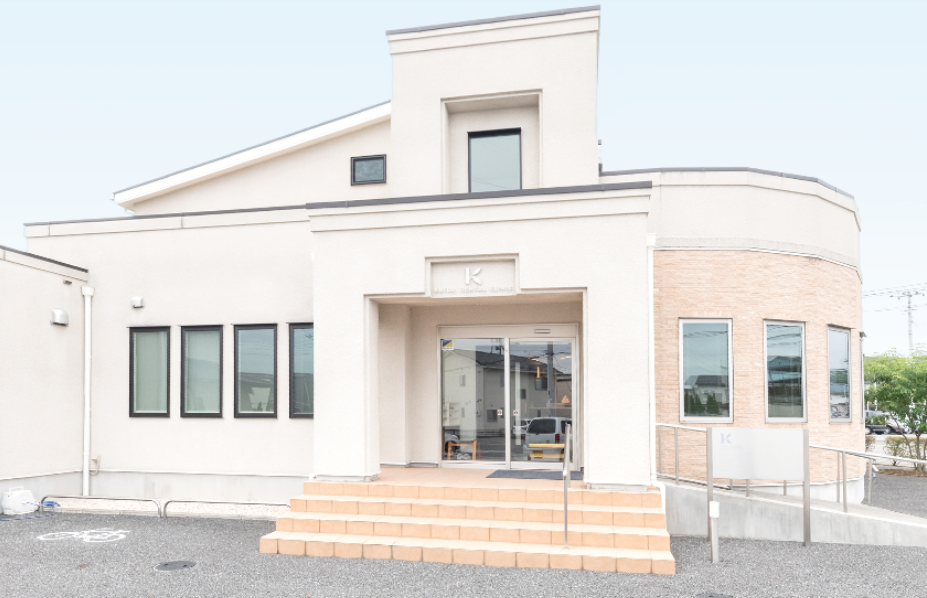 【赤城駅 徒歩７分【国際口腔インプラント協会 認定医】高度なインプラント技術と会話から始まる笑顔づくり を提供する かとう歯科