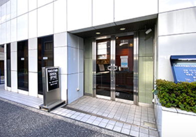 ①外観②受付③待合スペース