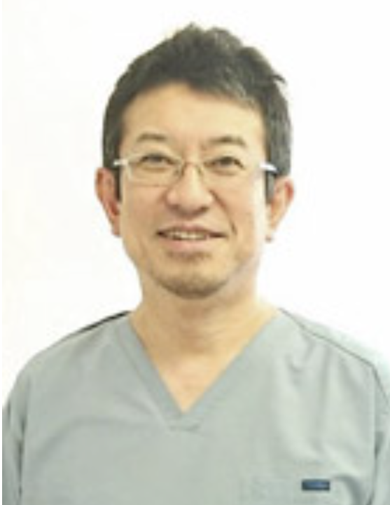 院長の角江　信彦