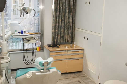 口腔領域の三大疾患はむし歯、歯周病、顎関節症とされています