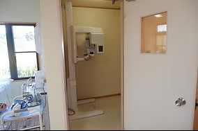 最新機器を駆使した治療