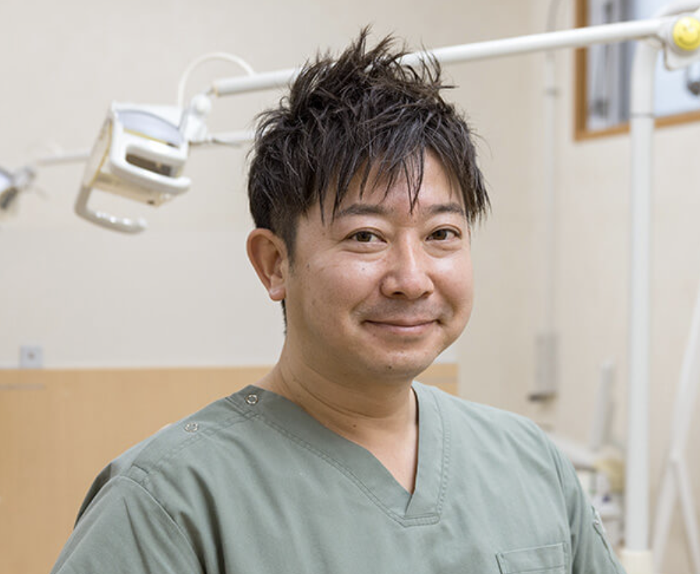 院長の竹松 秀二郎