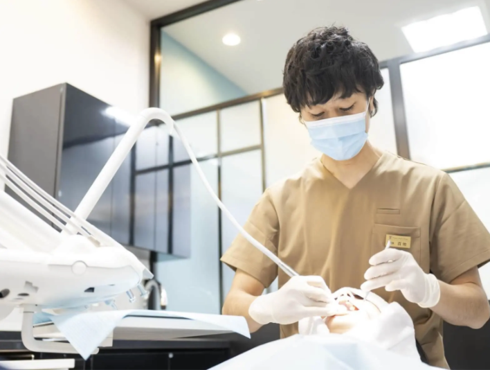 歯周病治療の様子