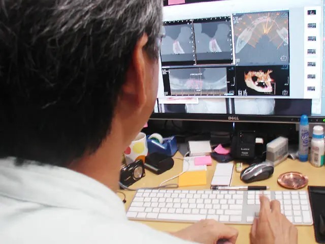 精密な治療を行うために正確な診断を行います